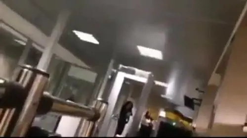 Ciampino, chiedono a un'islamica di togliersi il velo. Ma lei si rifiuta