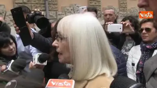 Il mondo della televisione ricorda Gianni Boncompagni, lo speciale