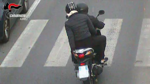 Bonnie e Clyde arrestati dai carabinieri a Napoli