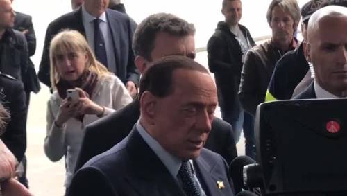 Silvio Berlusconi: "Vittoria Macron è bene per l'Ue"