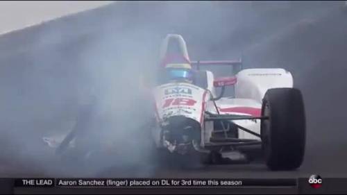 Indianapolis, incidente choc: Bourdais si schianta a 330 Km/h