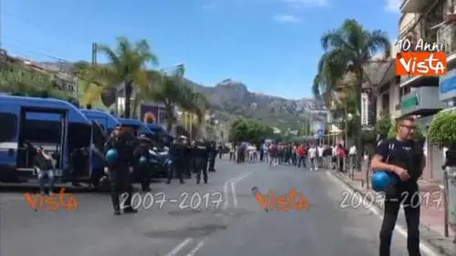 G7, polizia in assetto anti sommossa per la manifestazione degli antagonisti