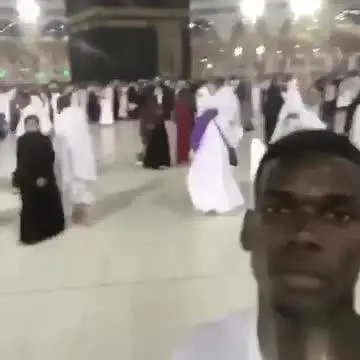 Paul Pogba a La Mecca per l'inizio del ramadan