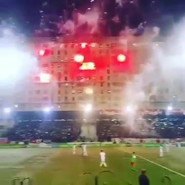 Algeria, fuochi d'artificio dentro lo stadio