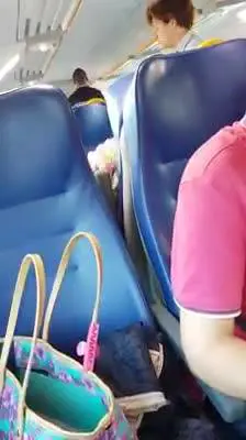 "Date una medaglia a questo capotreno": il video virale