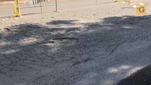 Via della Moschea, il mercatino rom nel cuore dei Parioli