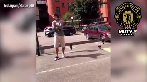 Zlatan Ibrahimovic sfida un freestyler, ma il risultato è disastroso