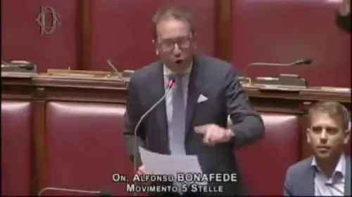 Bonafede (M5S): "Boldrini fa la maestra"