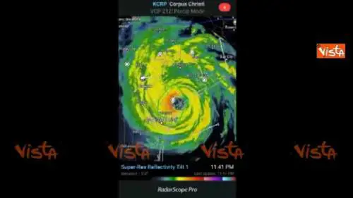L'uragano Harvey visto dal satellite
