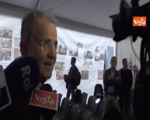 Prodi: Proposte di Pisapia per l'Ulivo? Non parlo di politica italiana