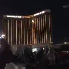 Las Vegas, gli spari poi la fuga
