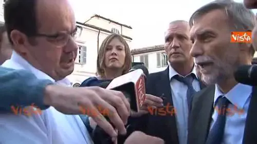 Delrio contestato alla Fiera del tartufo di Alba