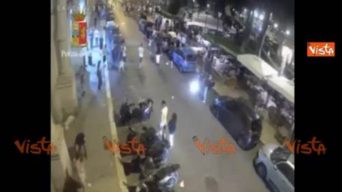 Bari, aggredita a calci e pugni coppia gay