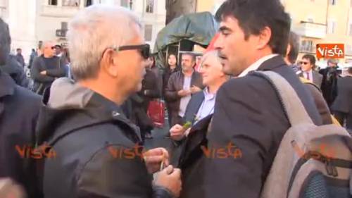 Rosatellum, la sinistra in piazza per protestare
