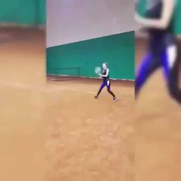Diletta Leotta si dedica al tennis