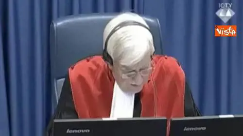 Genocidio Srebrenica, Mladic condannato all'ergastolo