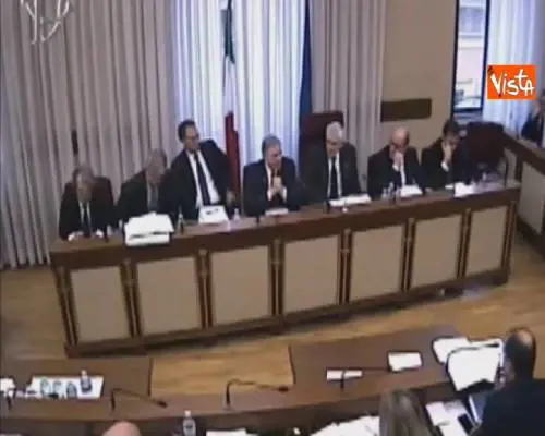 Commissione Banche, Visco: Renzi mi chiese di Etruria, io non risposi