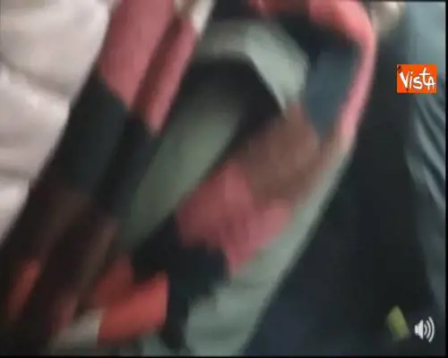 Nella metro di Roma in azione la gang delle ragazzine, l'unica difesa dei passeggeri è il passaparola