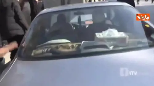 Kabul, l'arrivo dei feriti all'ospedale di Emergency