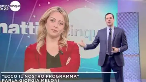 Giorgia Meloni si commuove a "Mattino Cinque"