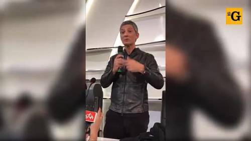 Sanremo, Fiorello show: "Vi faccio sentire come sta Laura Pausini"