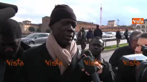 Firenze, tensione al corteo dei senegalesi