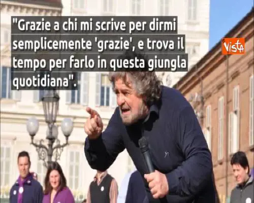 Grillo ai suoi: "Io non mollo, saro' la vostra voce" 