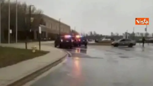 Sparatoria in un liceo in Maryland