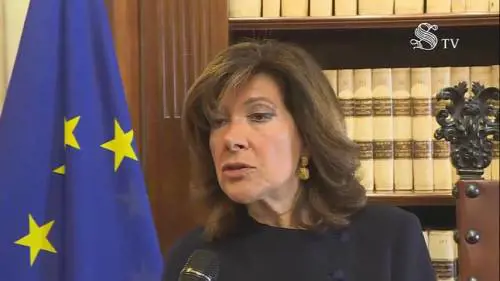 Casellati: "Il Paese ha bisogno di una svolta economica"