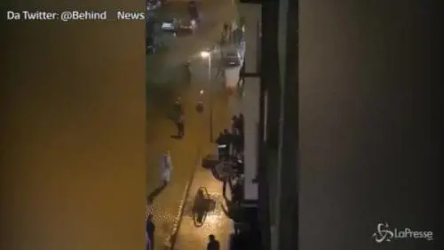 Maxi rissa per le strade di Duisburg