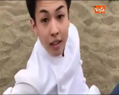 Grillo e lo sketch sulla stazione spaziale in caduta: "Arrivano i maoisti" 