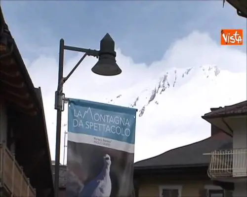 Polizia francese irrompe in stazione Bardonecchia per controllo urine su migrante, e' polemica 