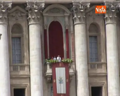 Papa Francesco: non manchi solidarietà per le persone costrette ad abbandonare le loro terre 