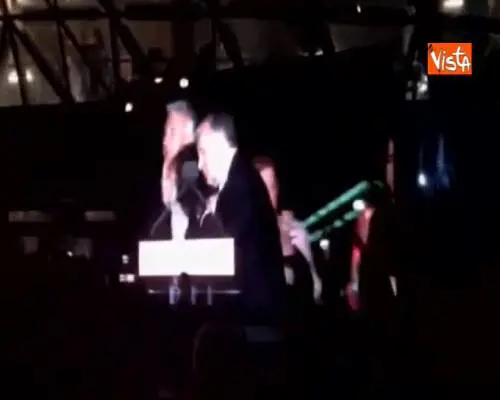 Elezioni in Ungheria, Orban sale sul palco sulle note dei Roxette