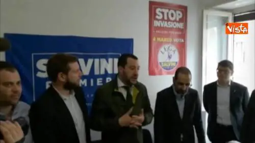 Salvini: "Disposti a ragionare con tutti ma piedi in testa da nessuno"