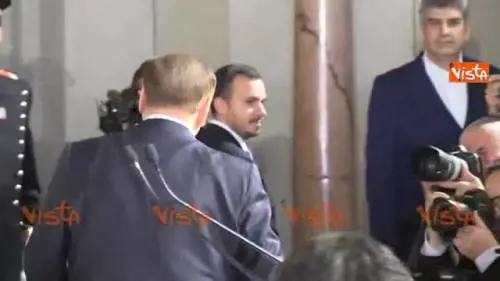 Berlusconi: "Riconoscere i veri democratici"