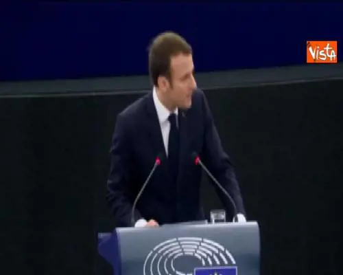 Macron: "Difendere sovranità europea da egoismi nazionali"