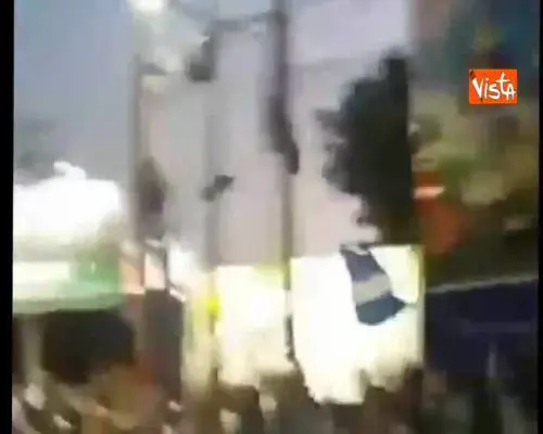 Nicaragua a ferro e fuoco, i manifestanti si ribellano alla riforma pensionistica