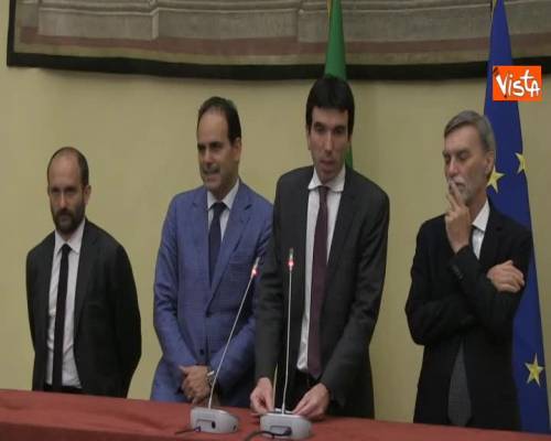 Martina: "Riferimento sia il programma del Partito Democratico"