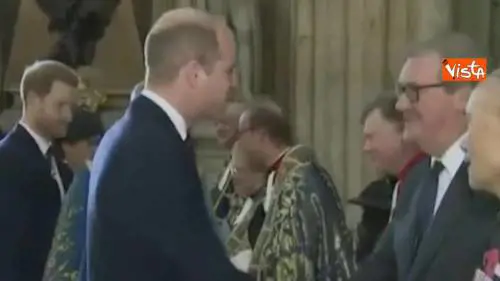 Royal baby, tutti vogliono consigliare il principe William sul nome da dare al bambino