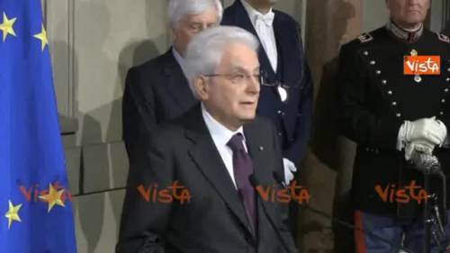 Mattarella: "I partiti scelgano tra elezioni o governo fino a fine anno"