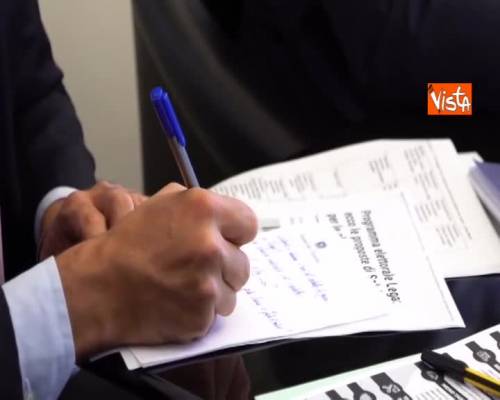 Governo Lega-M5S, le immagini del tavolo tecnico nello studio di Di Maio