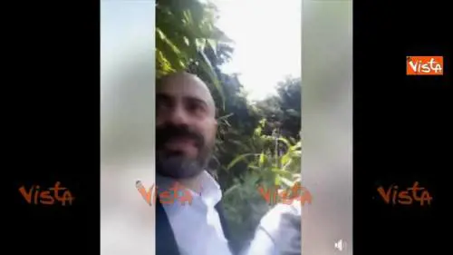 Bramini sfrattato si sfoga con un lungo pianto