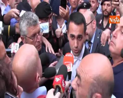 Impeachment, Di Maio: "Salvini non lo vuole fare, ne risponderà lui come cuor di leone"