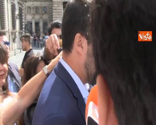Salvini: "Nave Diciotti, chi ha dirottato deve essere arrestato"