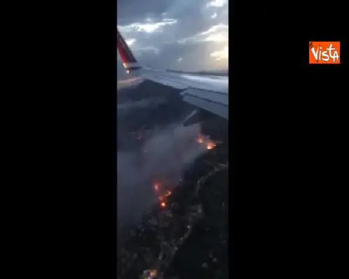 Grecia, la scena ripresa da un aereo è apocalittica