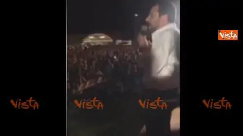 Salvini: "Mi ha attaccato Nina Zilli? E chi c... è?"