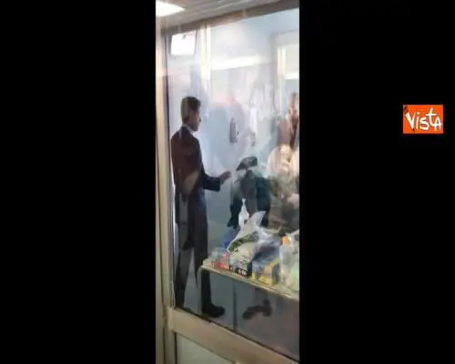 Conte visita i due feriti gravi dell'incidente di Borgo Panigale ricoverati all'ospedale di Cesena