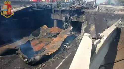 Incidente Bologna, l'audio concitato della telefonata del poliziotto 