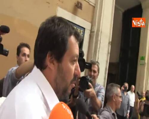 Libia, Salvini: ''Qualcuno scherza col fuoco, stiamo lavorando per portare pace''